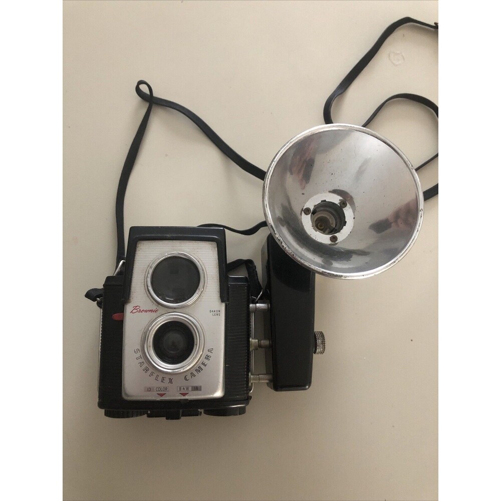 Vintage Kodak Brownie Reflex 20 Camera Kodalite Midget Flash Holder Untested USA